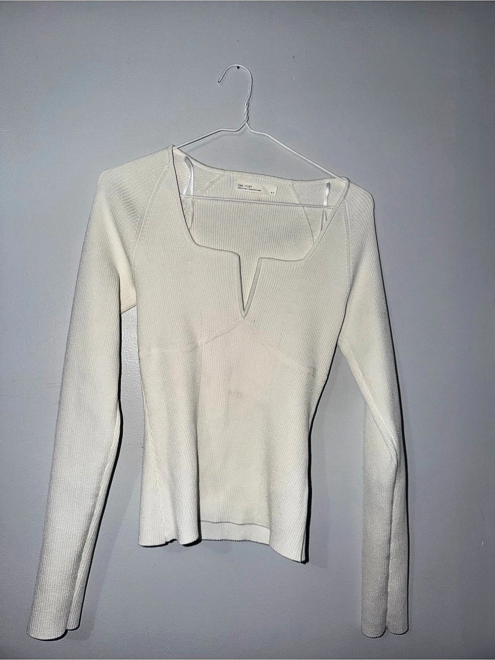 Oak and Fort White Ribbed Long Sleeve Top